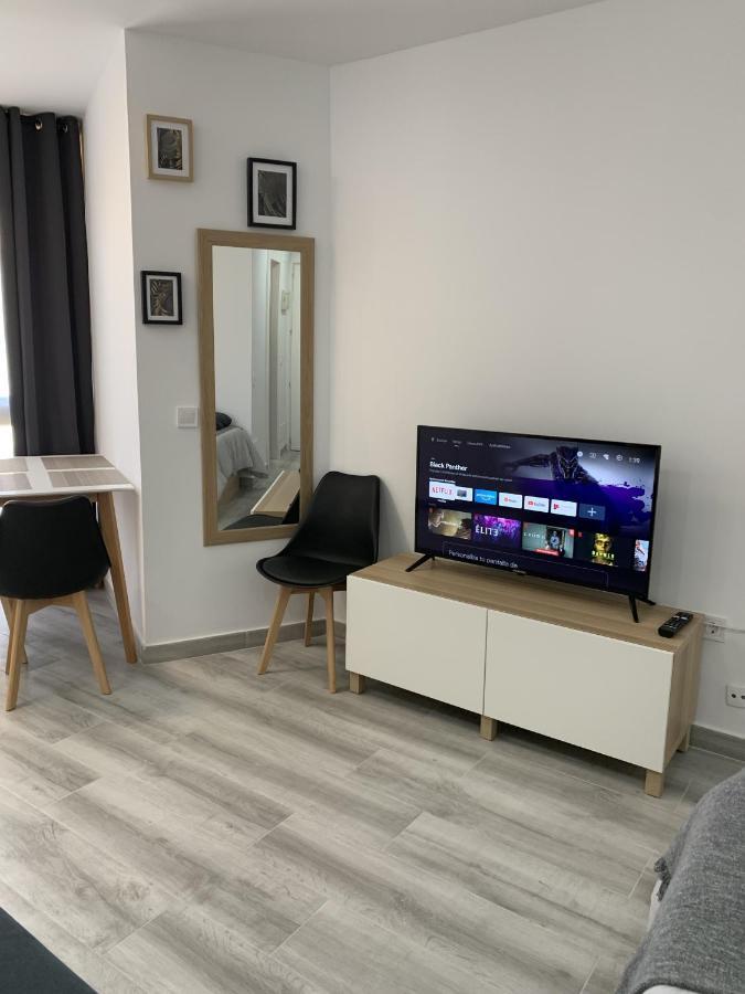 Precioso Estudio Frente Al Mar Con Piscina Benalmádena Kültér fotó