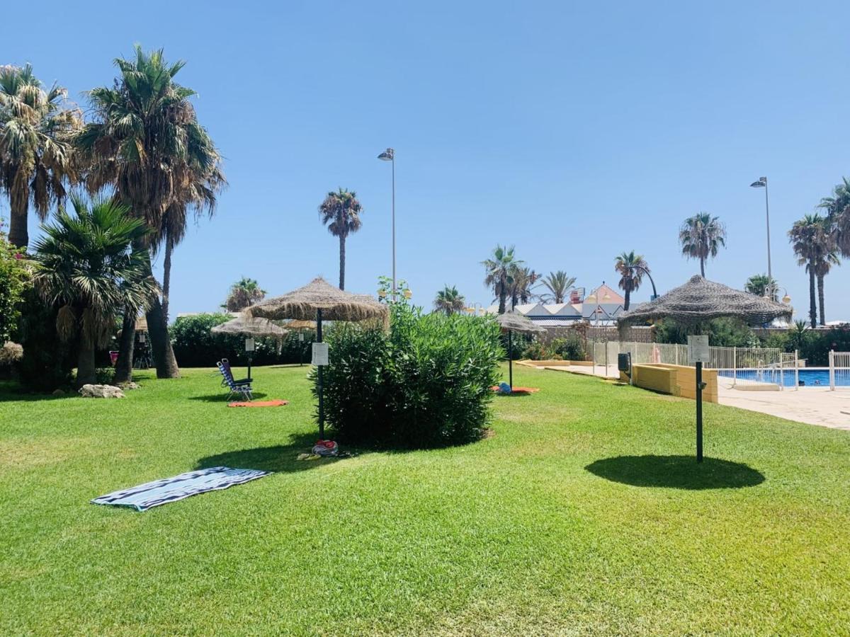 Precioso Estudio Frente Al Mar Con Piscina Benalmádena Kültér fotó