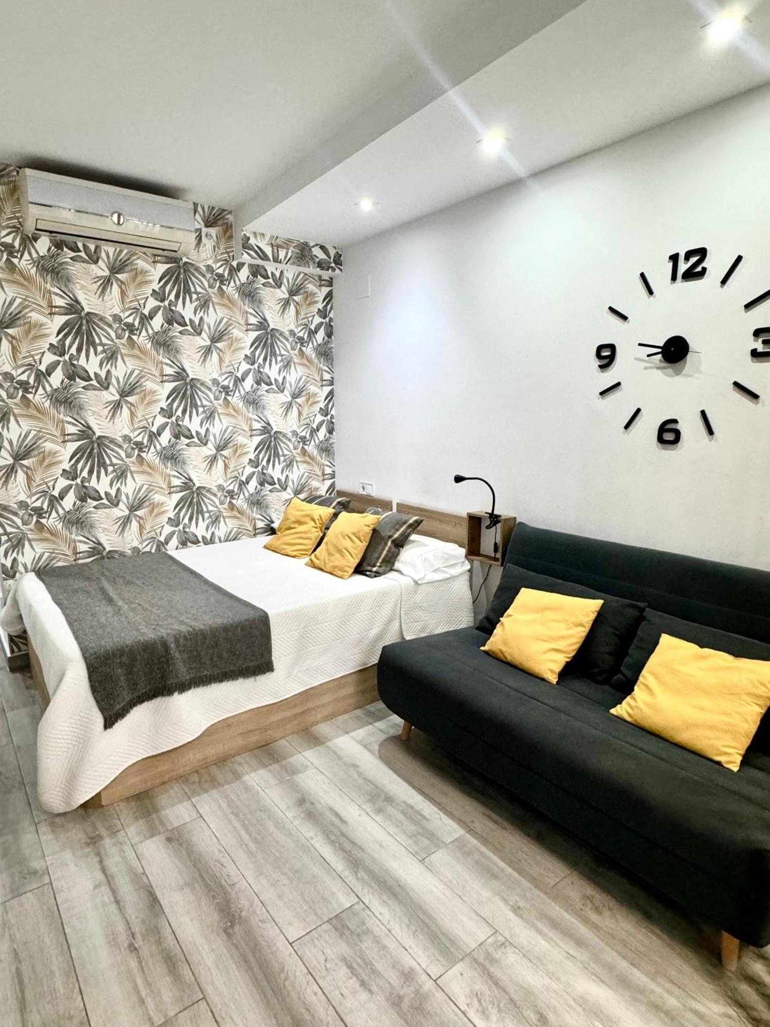 Precioso Estudio Frente Al Mar Con Piscina Benalmádena Kültér fotó